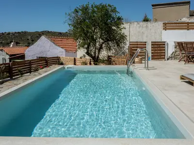 PoolOfHouse