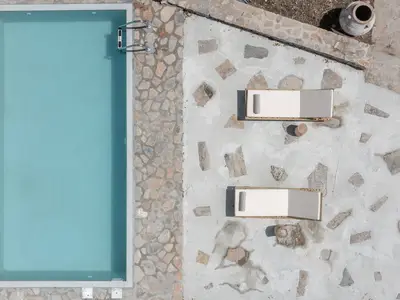 PoolOfHouse