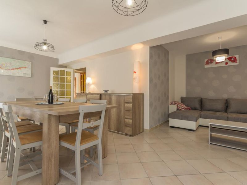 23666651-Ferienhaus-9-CHOREY-LES-BEAUNE-800x600-2