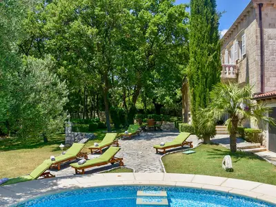 pool
