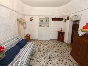 19352327-Ferienhaus-2-Cisternino-300x225-1