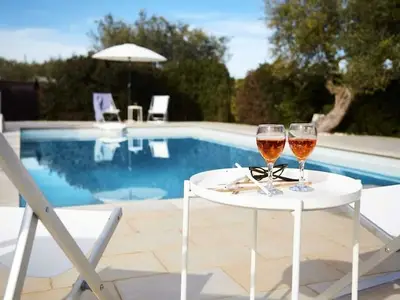 PoolOfHouse