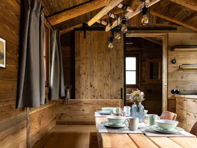 DiningRoom