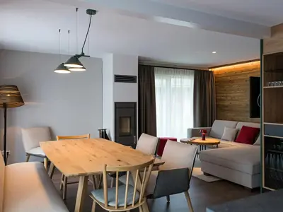 DiningRoom