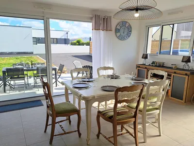 DiningRoom