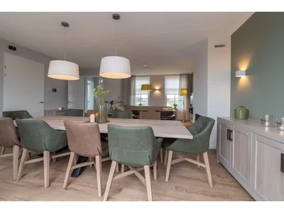 DiningRoom