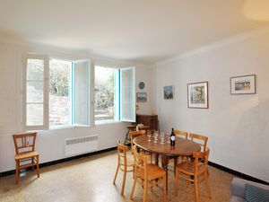 24002851-Ferienhaus-6-Collioure-300x225-2