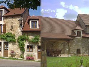 23667112-Ferienhaus-12-COLOMBIER-300x225-0