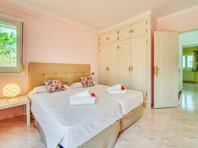 BedRoom BedRoom