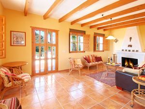 23473100-Ferienhaus-7-Comares-300x225-1