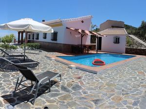 22646585-Ferienhaus-7-Competa-300x225-0