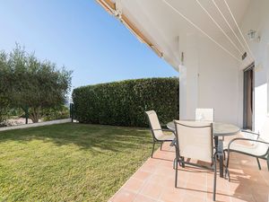 24046056-Ferienhaus-4-Conil de la Frontera-300x225-2