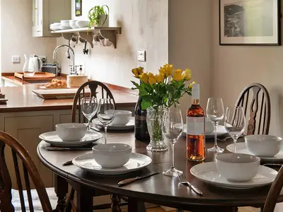 DiningRoom
