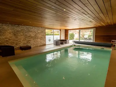 PoolOfHouse
