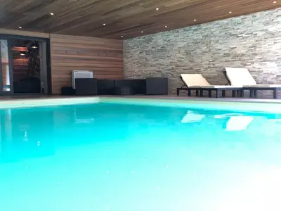 PoolOfHouse