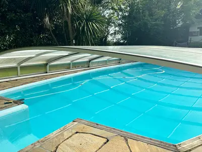 PoolOfHouse