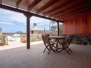 23897716-Ferienhaus-4-Corralejo-300x225-4