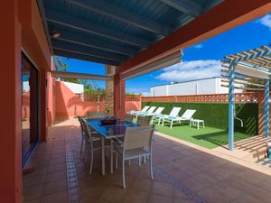 23331225-Ferienhaus-6-Corralejo-300x225-2