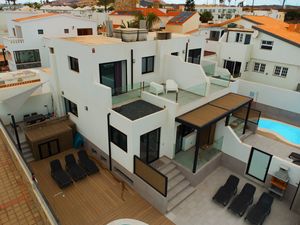 24047529-Ferienhaus-6-Corralejo-300x225-1