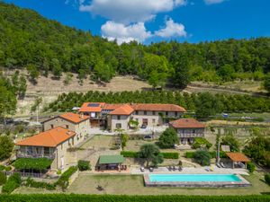 Ferienhaus für 18 Personen (310 m²) in Cortemilia