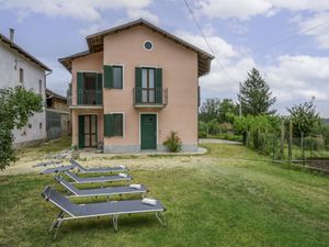 23867552-Ferienhaus-5-Cortiglione-300x225-5