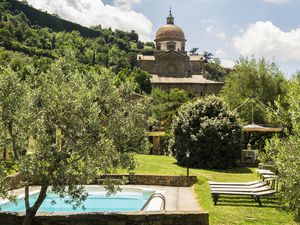 Ferienhaus für 15 Personen ab 753 € in Cortona
