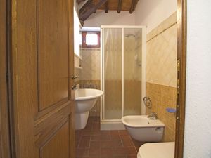 23839030-Ferienhaus-6-Cortona-300x225-1