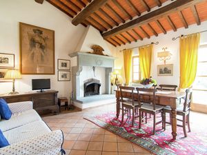 19351498-Ferienhaus-6-Cortona-300x225-2