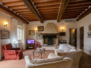 19351590-Ferienhaus-11-Cortona-300x225-2