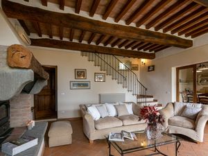 19351590-Ferienhaus-11-Cortona-300x225-5