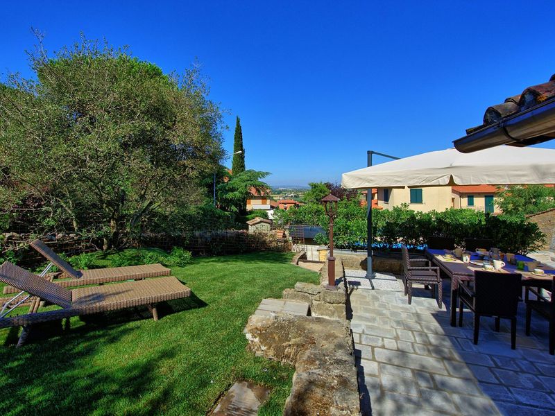 23894682-Ferienhaus-6-Cortona-800x600-1