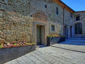 23894682-Ferienhaus-6-Cortona-300x225-4