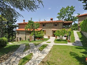 24029450-Ferienhaus-12-Cortona-300x225-2