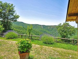 24029561-Ferienhaus-7-Cortona-300x225-3