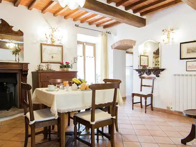 DiningRoom