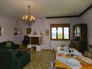 19349671-Ferienhaus-10-Corvara-300x225-3