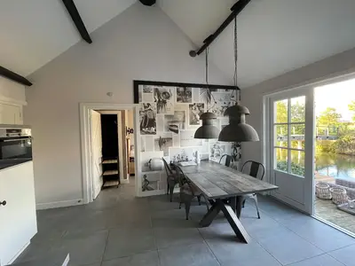 DiningRoom
