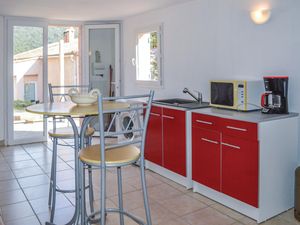 23732786-Ferienhaus-2-Coti-Chiavari-300x225-1