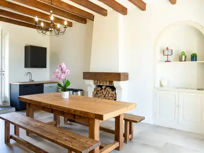 DiningRoom