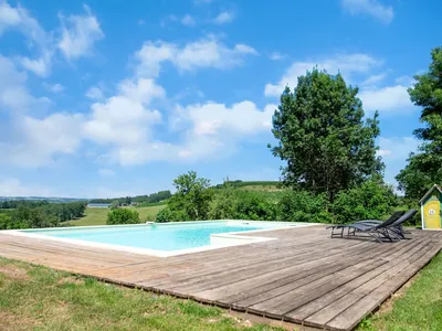 PoolOfHouse