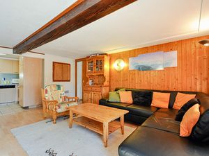 2557402-Ferienhaus-12-Crans-Montana-300x225-3