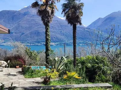 Blick auf den See vom Haus