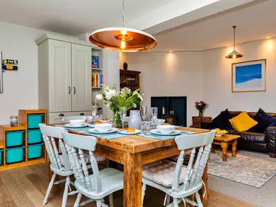DiningRoom