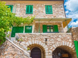 23781325-Ferienhaus-6-Crikvenica-300x225-5