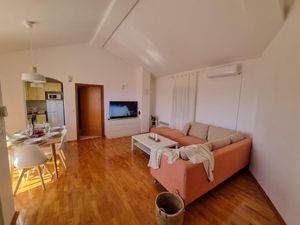 23670484-Ferienhaus-6-Crikvenica-300x225-5