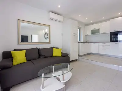 Ferienhaus für 4 Personen (50 m²) in Crikvenica 8/10