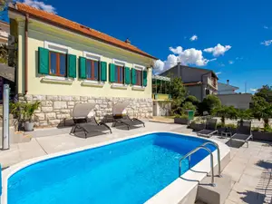 Ferienhaus für 7 Personen (75 m²) in Crikvenica