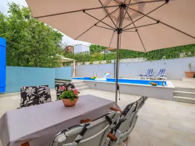 Ferienhaus für 6 Personen (145 m²) in Crikvenica 1/10