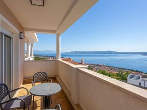 24005042-Ferienhaus-14-Crikvenica-300x225-1