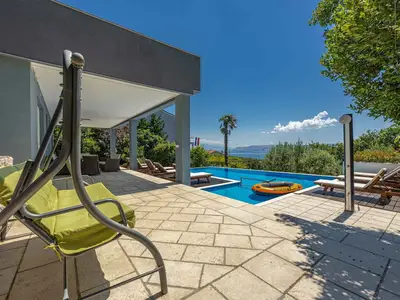 Ferienhaus für 8 Personen (230 m²) in Crikvenica 6/10